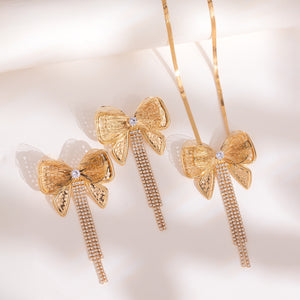 Hiraola's Product Image