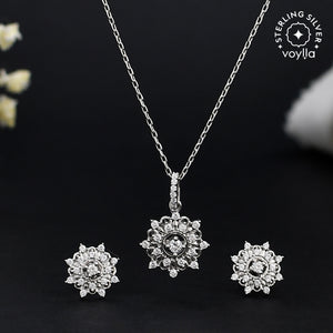 Hiraola's Product Image