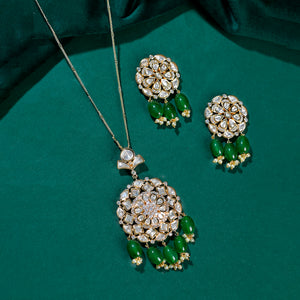 Hiraola's Product Image