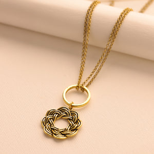 Hiraola's Product Image