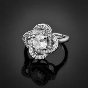 Hiraola's Product Image