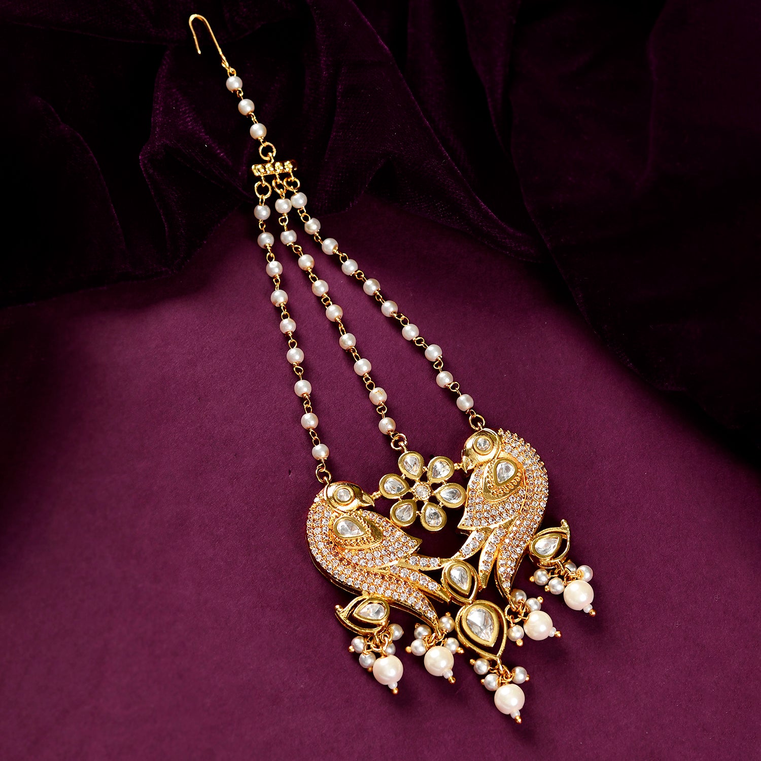 Hiraola's Product Image